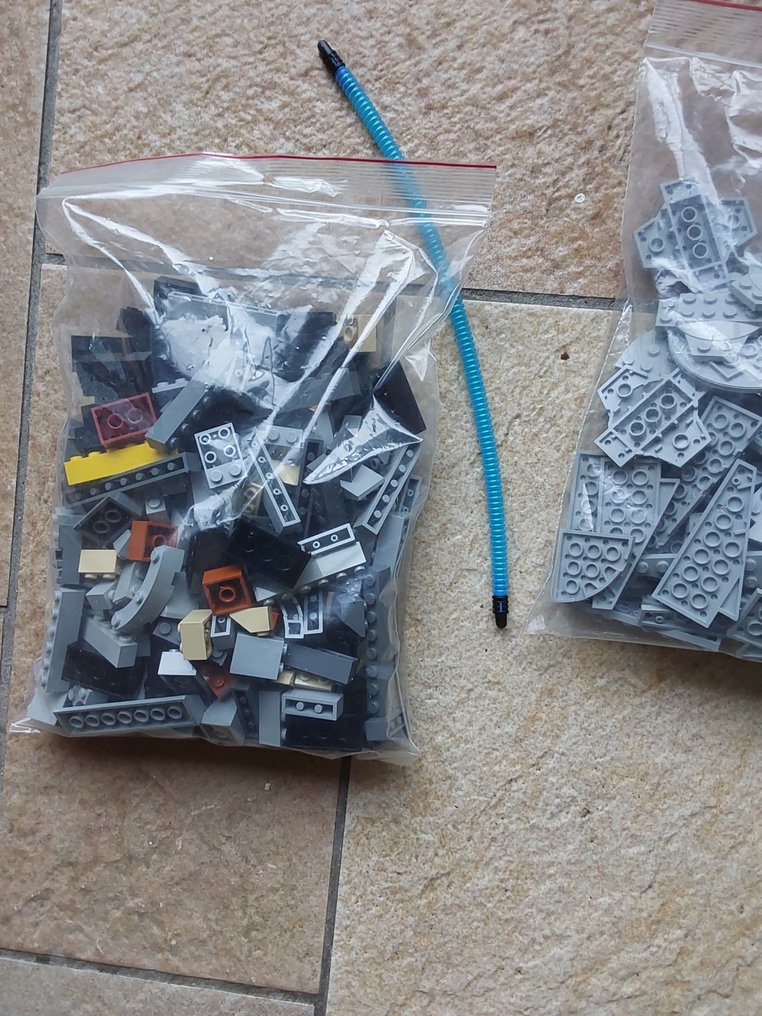 Lego Set - 4504 - Star Wars - Millenium falcon original trilogy edition #3.2