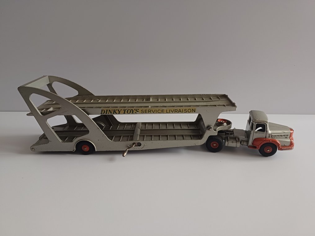 Dinky Toys - Φορτηγό μοντελισμού - Tracteur Unic référence 39 et de la semi-remorque porte-voitures Boilot Petolat référence 39A #1.0