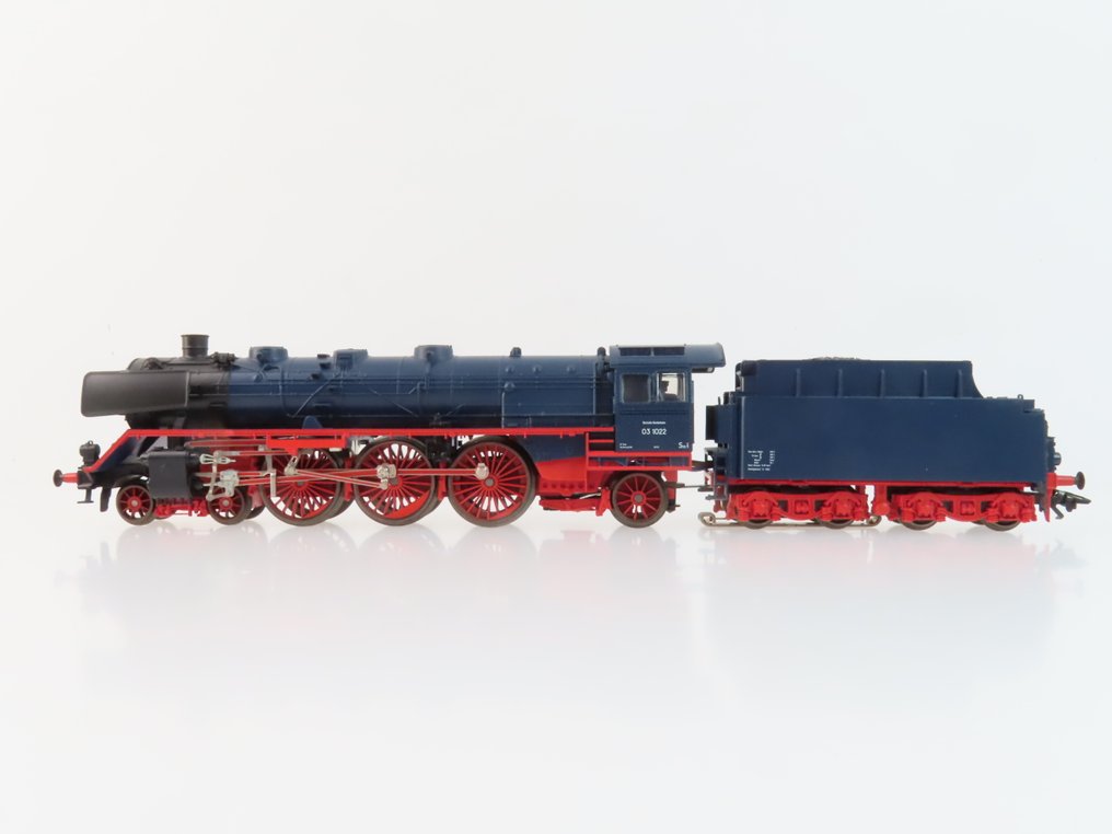 Märklin H0轨 - Uit set 29845 - 带煤水车的蒸汽机车 (1) - BR 03，数字 - DB #1.0