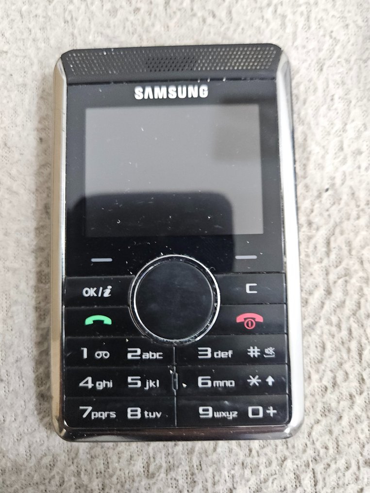 Samsung SGH P310 - Matkapuhelin - Alkuperäispakkauksessa #1.0
