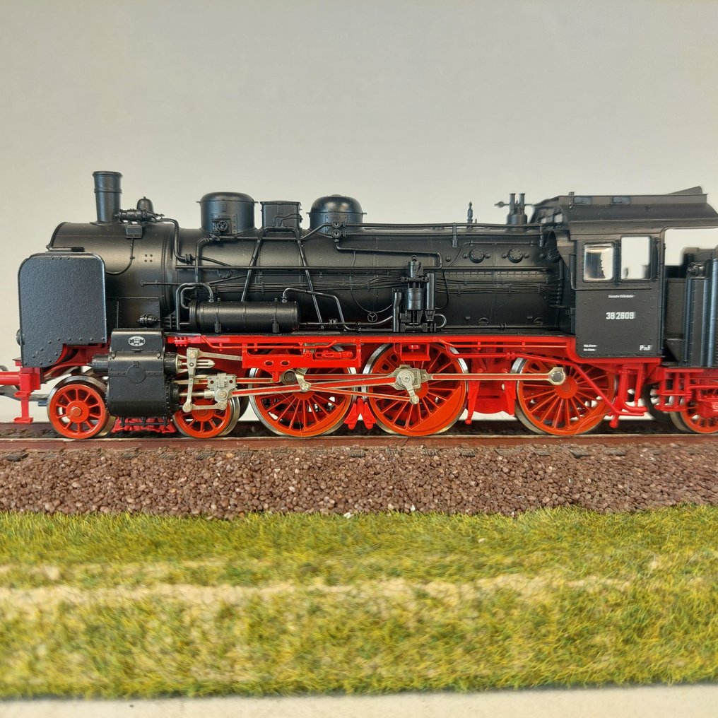 Fleischmann H0 - 4160 - 連煤水車的蒸汽火車 (1) - BR 38 2609 - DRG #2.1
