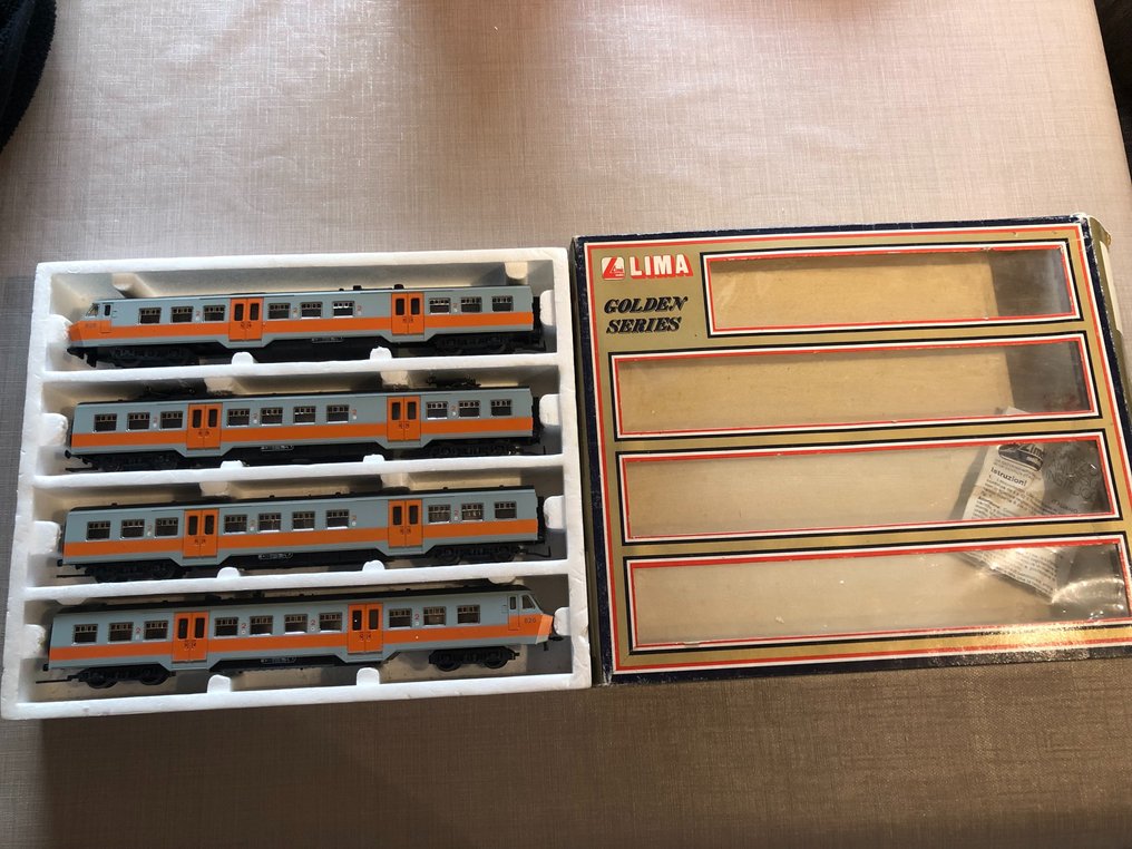 Lima H0 - 14 9747 G - Junayksikkö (1) - 4-osainen junasarja AM 800 - SNCB #1.0