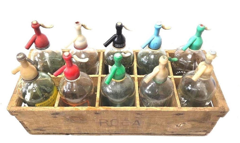 Siphon (10)  - Ten vintage siphons and a wooden box. #2.1