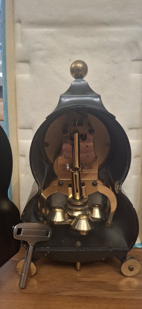 Neuchâteloise-Uhr - Schatz - Metall, Messing - 1960-1970 - Schatz #3.2