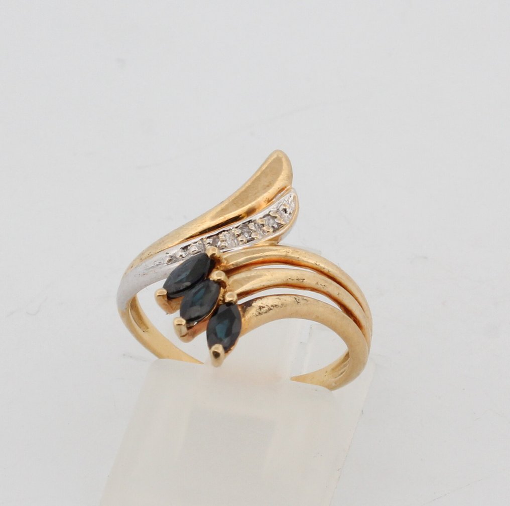 No reserve price - Ring - 18 kt. Yellow gold Sapphire - Diamond #1.0