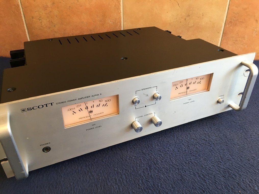 H.H. Scott - Alpha 6 Faststoff hovedforsterker #1.0