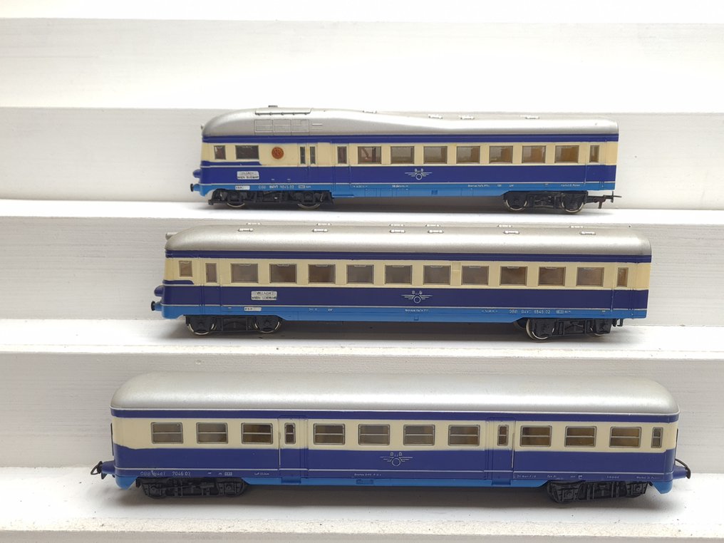 Kleinbahn H0轨 - 5045 - 火车组 (1) - 'Blauer Blitz' 三件套 VT5045 - ÖBB #1.0
