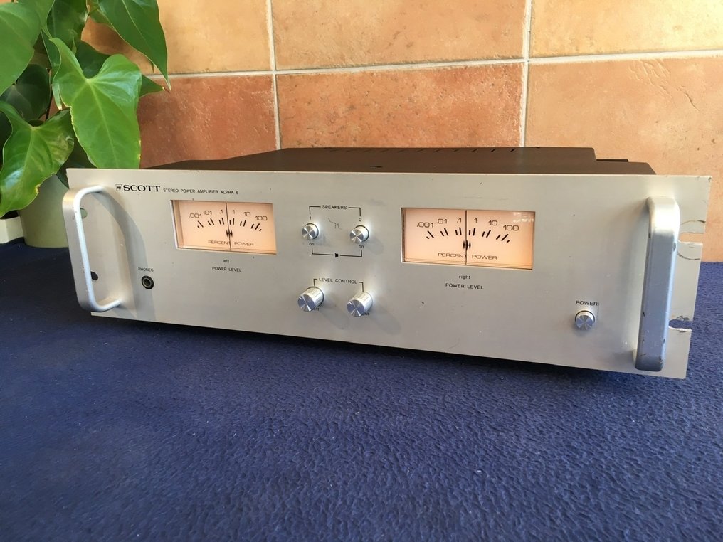 H.H. Scott - Alpha 6 Faststoff hovedforsterker #3.2