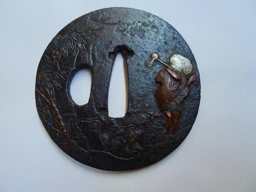 美丽的银色jinghasa，佩戴着铜制tobikuchi的男子，站在竹子树的图案护镡上。 - 日本 - Mid Edo period #1.0