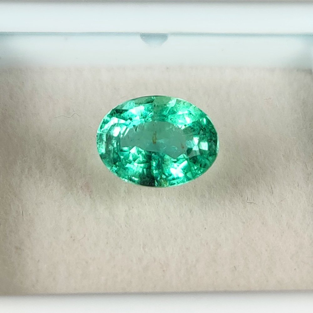 Sem preço de reserva Verde Esmeralda - 0.89 ct - International Gemological Institute (IGI) - Top Luster!!! #3.2