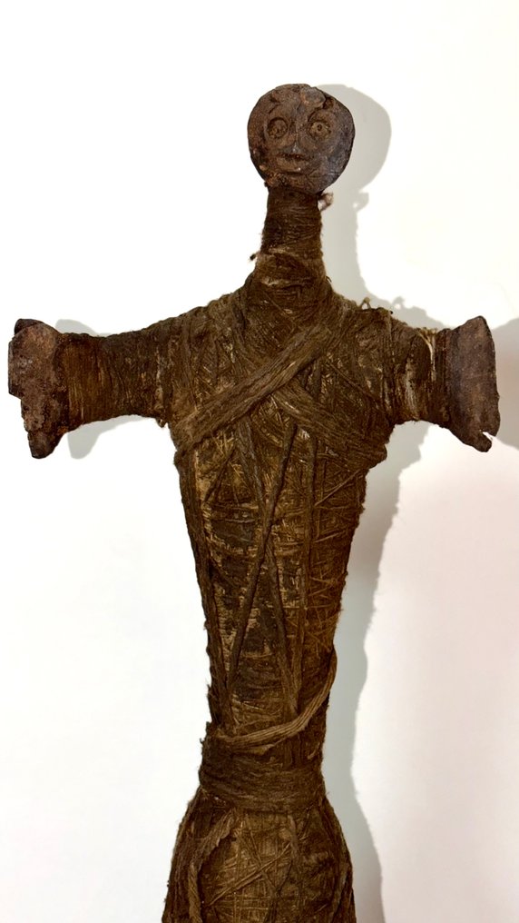 Ανθρωπομορφική τελετουργική μορφή επενδυμένη με ίνες. - Sao - Τσαντ  (χωρίς τιμή ασφαλείας) #1.0