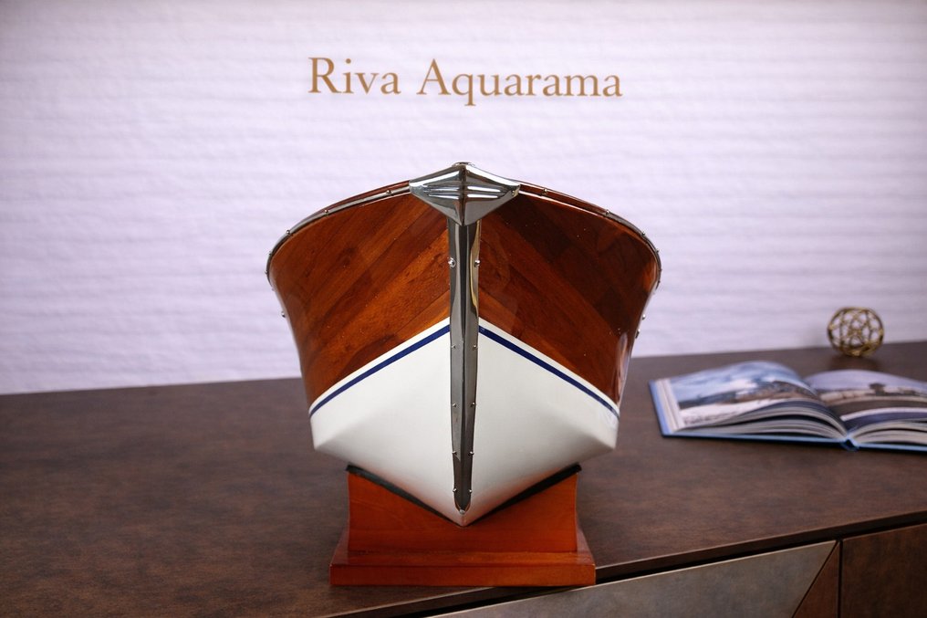 Maquette Riva Aquarama 67 cm bois Luxe 1:12 - Modelboot #4.3