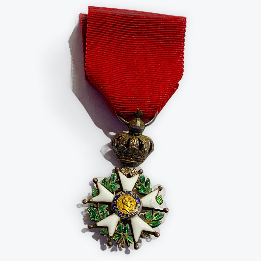 Franciaország - Katonai érem - A Légion d'honneur rend lovagkeresztjének éremcsökkentése #1.0