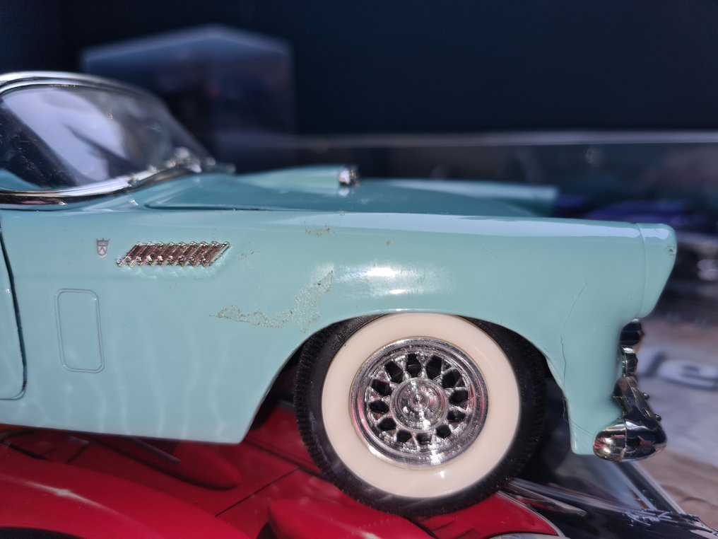 Revell 1:18 - Coupé a escala - ford thunderbird 1956 #4.3