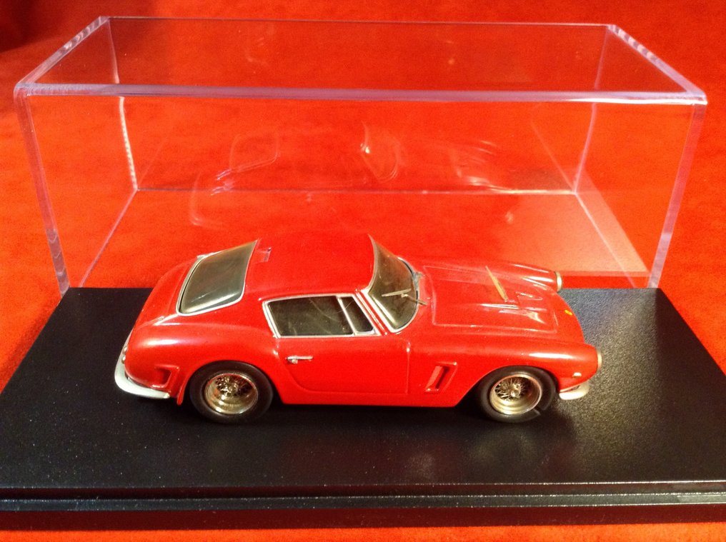AMR - André Marie Ruf - made in France 1:43 - Sportwagenmodell - X-Nostalga Due - Ferrari 250GT SWB Coupé Berlinetta 1960 - red - Professionell gebaut – gute Qualität – schwer zu finden #1.0