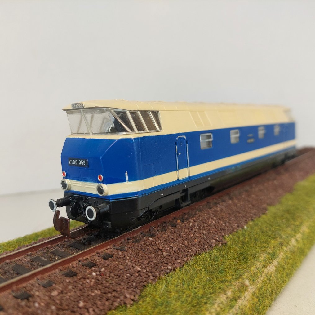 Piko H0 - 190/EM20 - Πετρελαιοκίνητη μηχανή τρένου (1) - V 180 059 - DR (DDR) #3.2