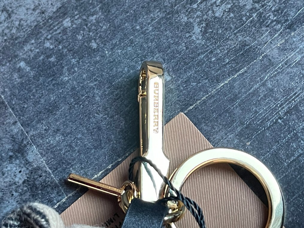 Burberry - Divatkiegészítő szett #2.1