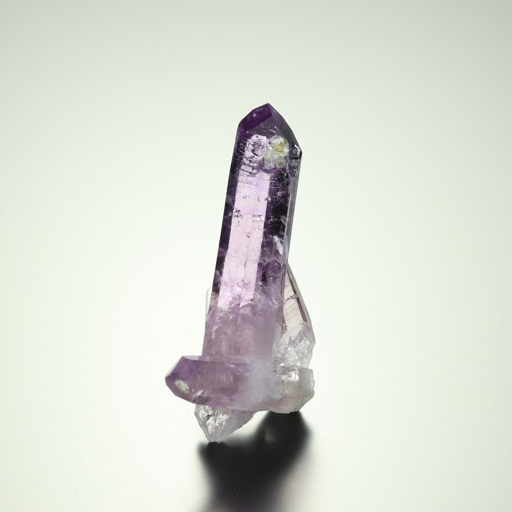 极佳的宝石。双晶石英变种紫水晶，来自墨西哥韦拉克鲁斯。 水晶 - 高度: 5.5 cm - 闊度: 3.5 cm- 19 g #1.0