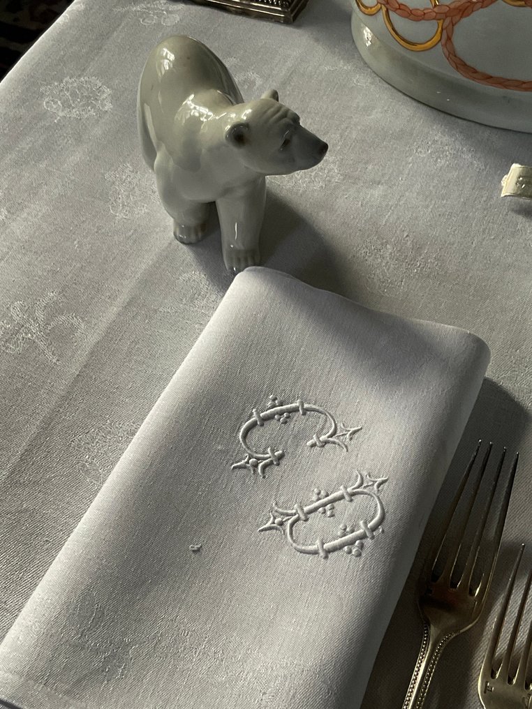 6 tidiga 1900-tals damastsilke- och linneservetter med initialerna C.D. - Servett - 70 cm - 85 cm #1.0