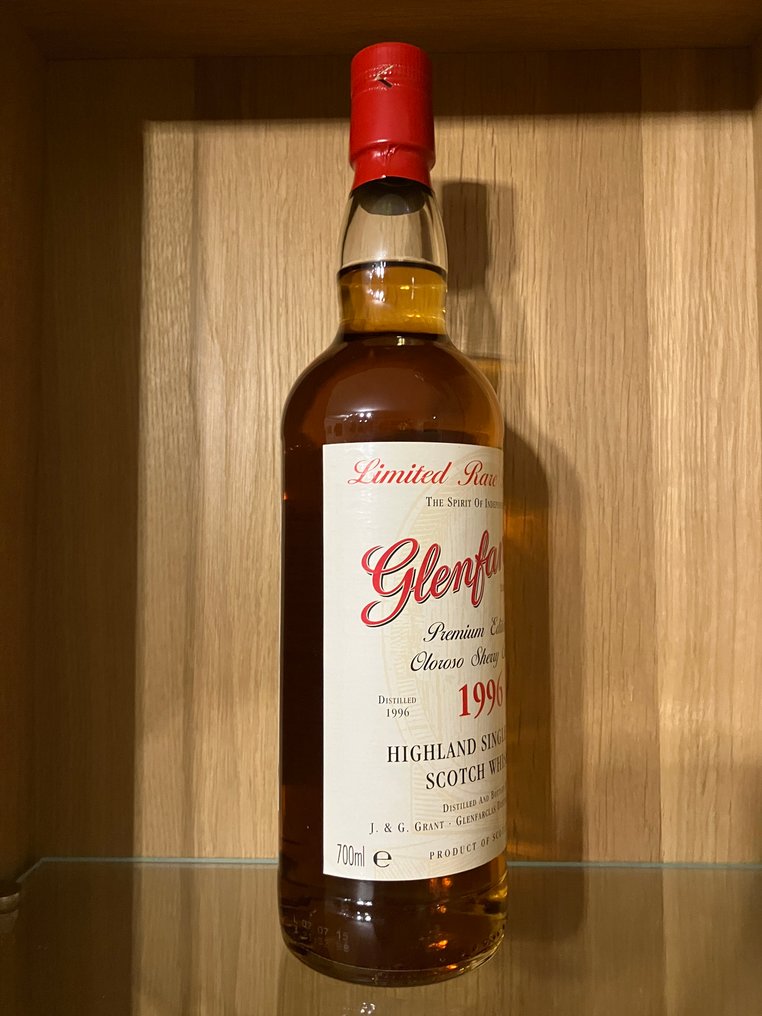 Glenfarclas 1996 Premium Edition Oloroso Sherry Casks  - b. 2015  - 700ml #2.1
