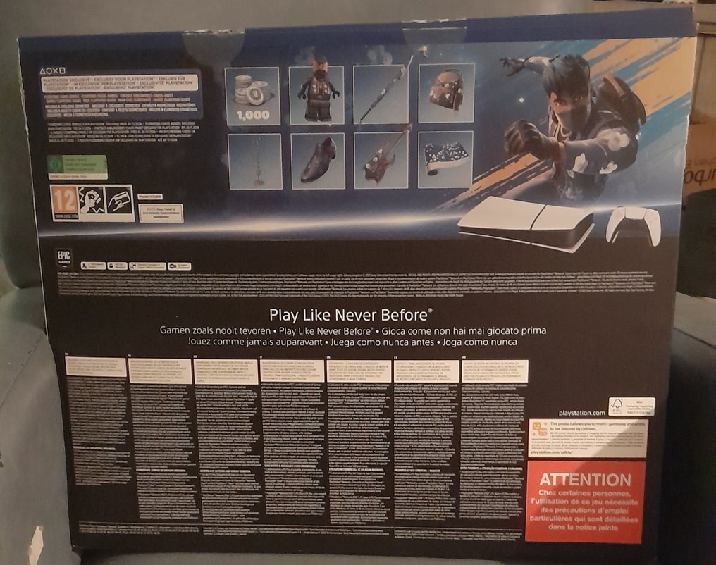 Sony - Playstation 5 (PS5) - Digital Edition - Fortnite bundle - Console per videogiochi - Nella scatola originale #3.2