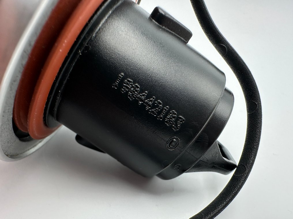 Ανταλλακτικό αυτοκινήτου - Ferrari - Ferrari 430, 599, 612 Fuel Cap - Prancing Horse Inscripted - 190469 #3.2