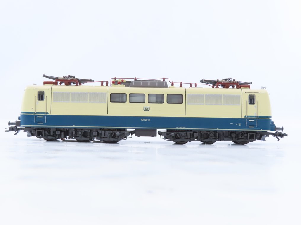 Märklin H0 - 3361 - Locomotiva elettrica (1) - BR 151 - DB #1.0