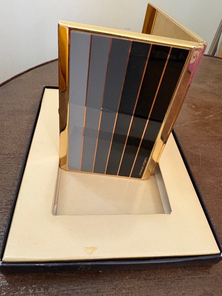 Icon - metal and enamel - Enamelled cigarette case #1.0