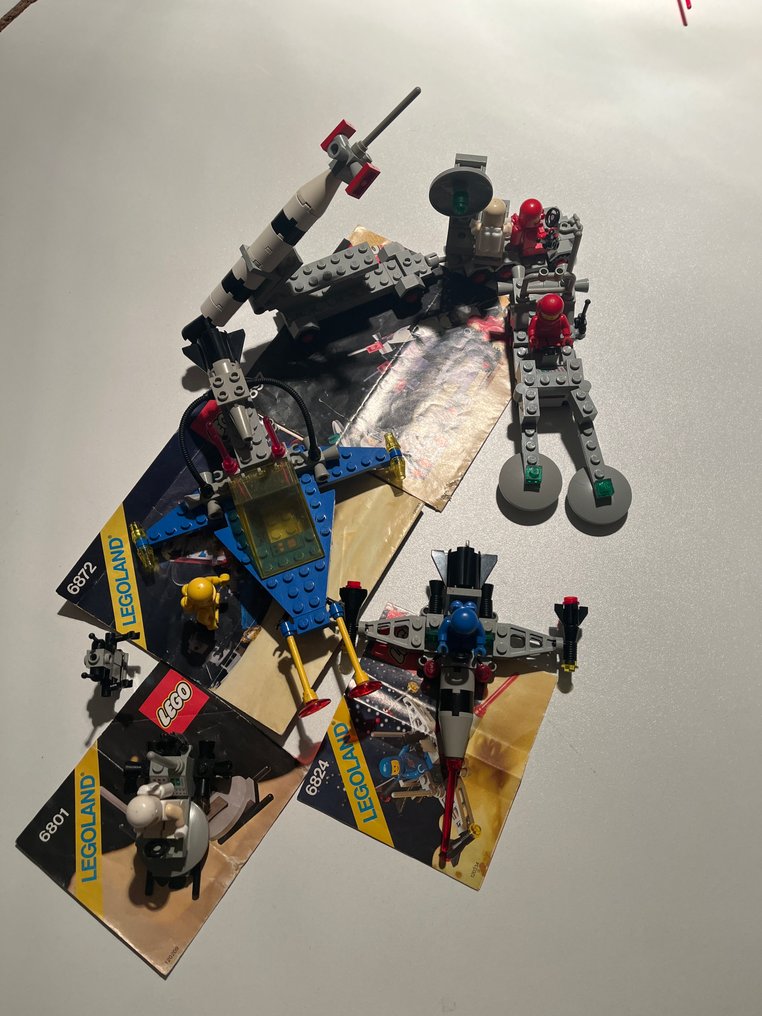 LEGO Set - Legoland, Classic Space - Diverse Legoland sets 6872, 6824, 6801 #1.0
