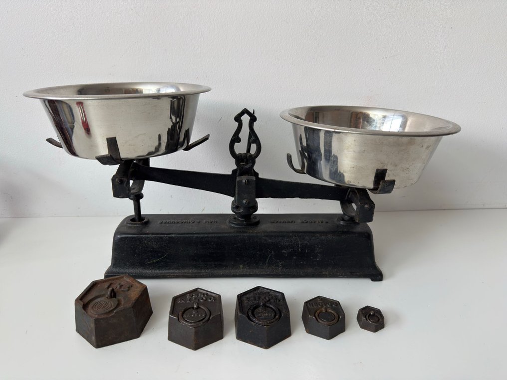 roverbal - Vektskål (2) - Støpejern, Støpt messing - Tårnbalanse #1.0
