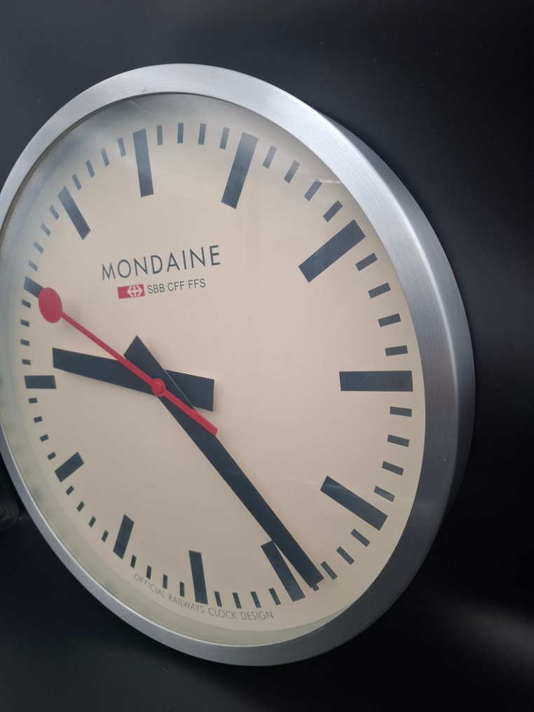 Relógio de estação - Mondaine Minimalista Alumínio, Plástico, Vidro - 2010-2020 - 40 centímetros #3.2