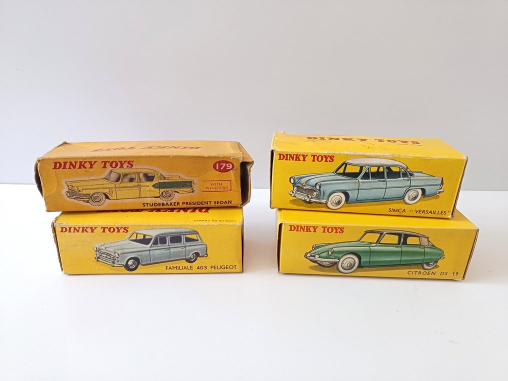 Dinky Toys 1:43 - Coche a escala  (4) - 4x Boxed Models #1.0