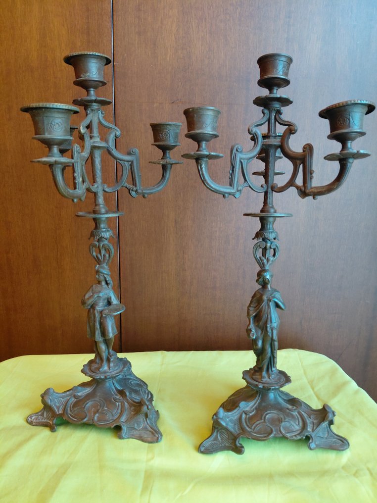 Lsf 228 - Candelabru l (2) - Bronz - Candelabre antice din bronz. #1.0