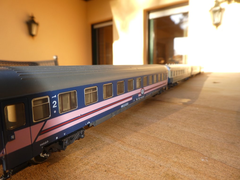 Märklin H0 - 4091/4094/4177/4274 - Model train passenger carriage (4) - 4 express train cars - DB, NMBS #1.0