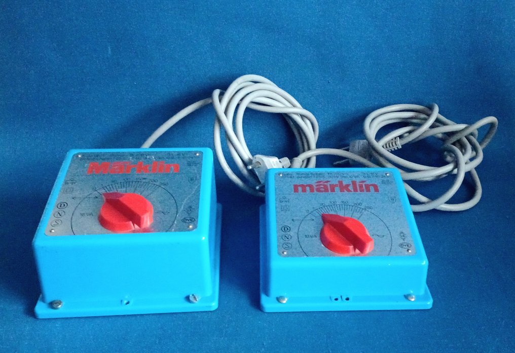 Märklin H0 - 37540 + 6631 - Omvormer (2) - Transformatoren van 10 en 16 VA - functioneel #1.0