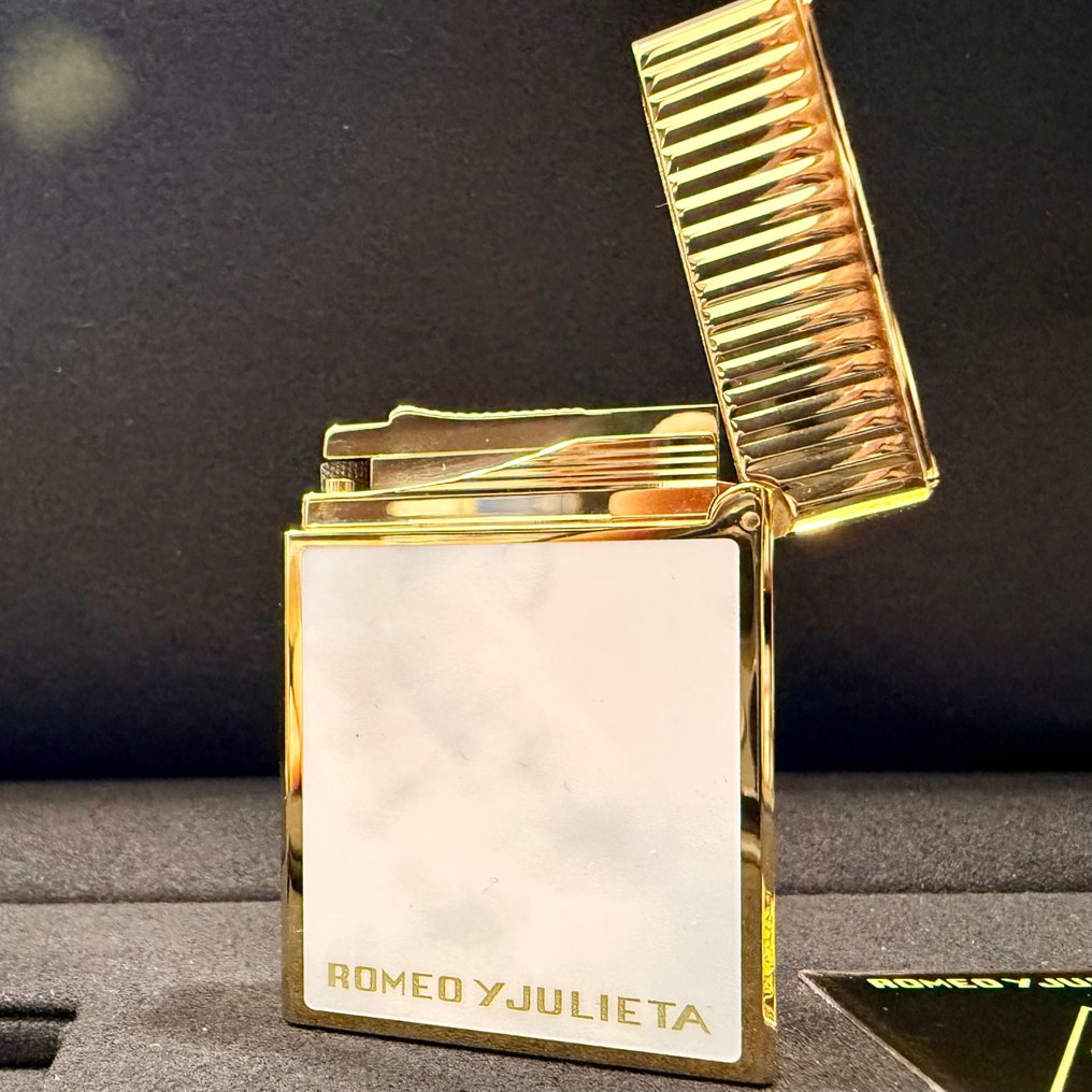 S.T. Dupont - Romeo y Julieta edition - Brichetă - Gold plated, Smalț #4.3