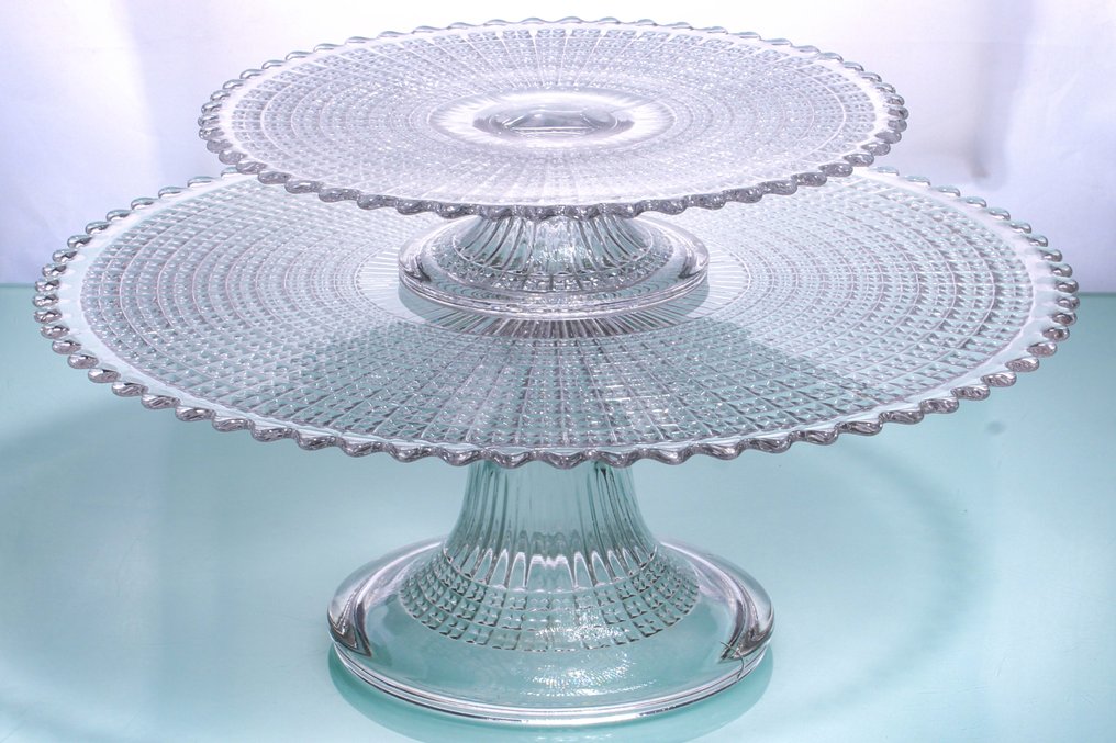 Val Saint Lambert - Charles Graffart - 馅饼盘 - 'Guéridon' Model hambourg - 1913 • ø 30 cm - Semi-kristal #1.0