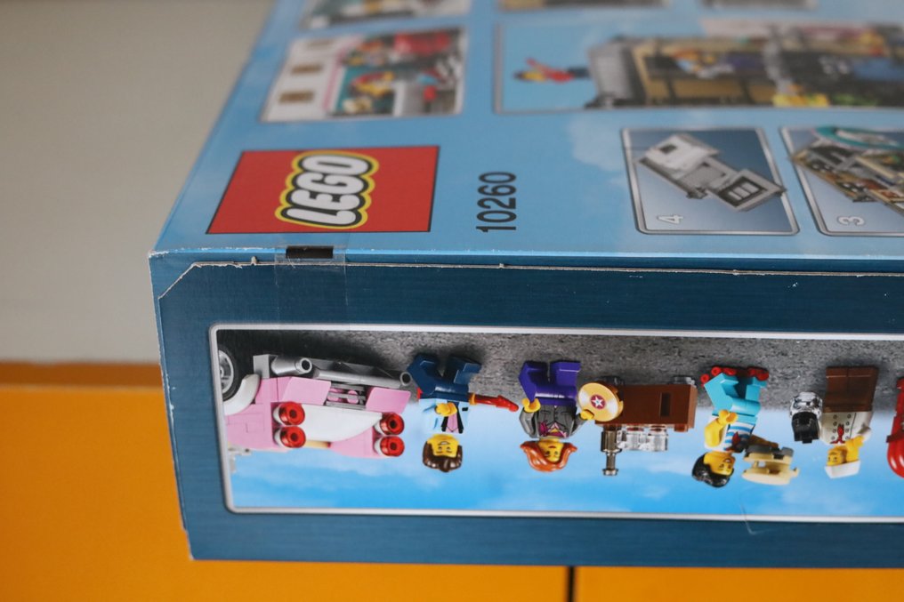 Lego - 10260 - Diner in de stad - 2010-2020 #3.2