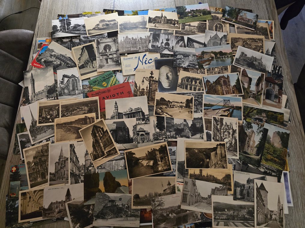 Γαλλία - Πόλη και τοπία, Διάφορα - Ωραία; Άμιενς; Άμπουάζ; Άβιοθ. - Καρτ-ποστάλ (400) - 1910-1990 #1.0