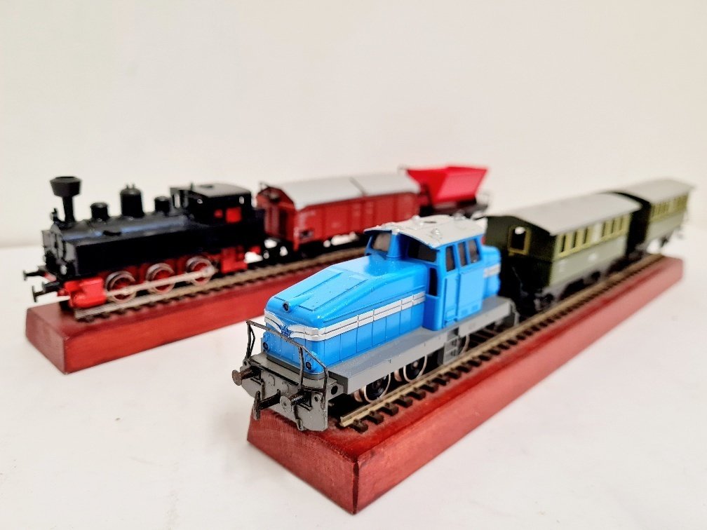 Märklin H0 - 3078-3090-4040-4513-4619 - 火車組合 (6) - 2辆机车配备4节车厢 #1.0