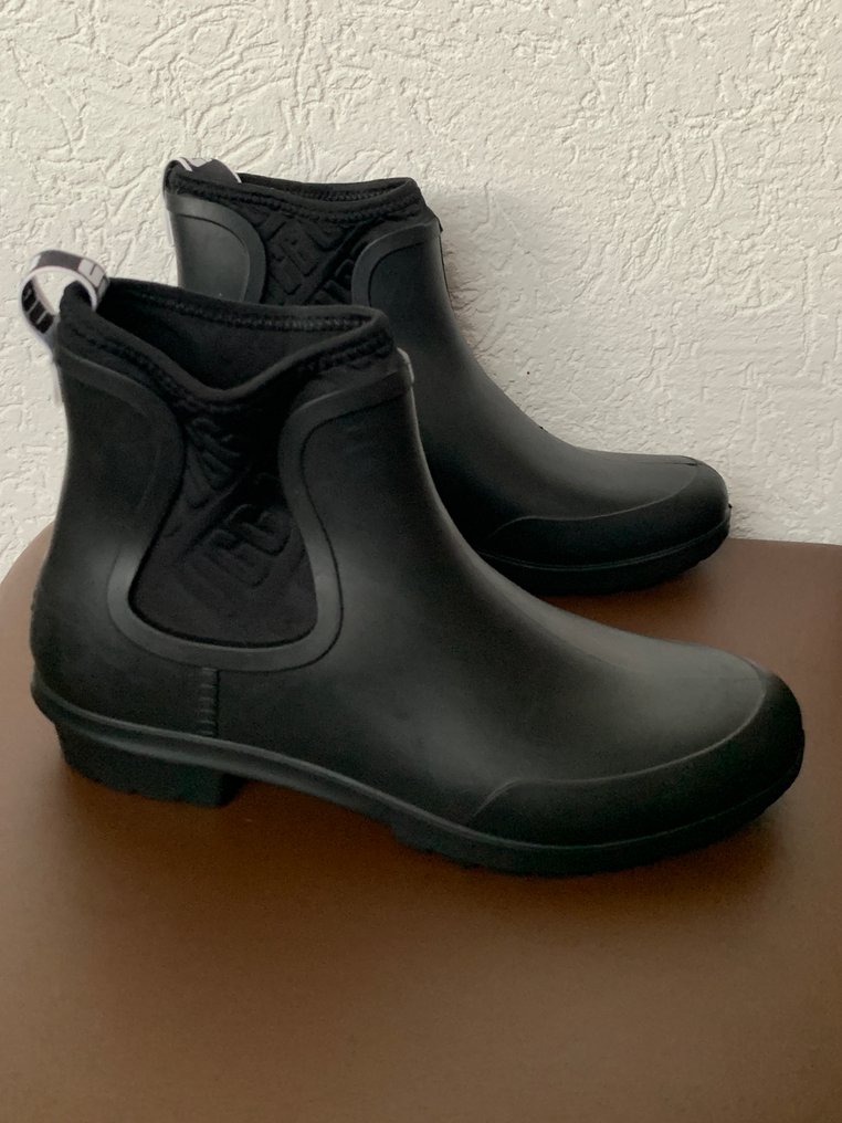 Ugg (Limited Edition) - Botas - Tamaño: EU 39 - Nuevo en caja #2.1