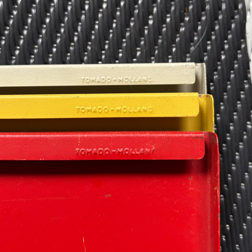 Tomado - A. Dekker - Wall shelf unit - Iron - Tomado - vintage wall rack #1.0