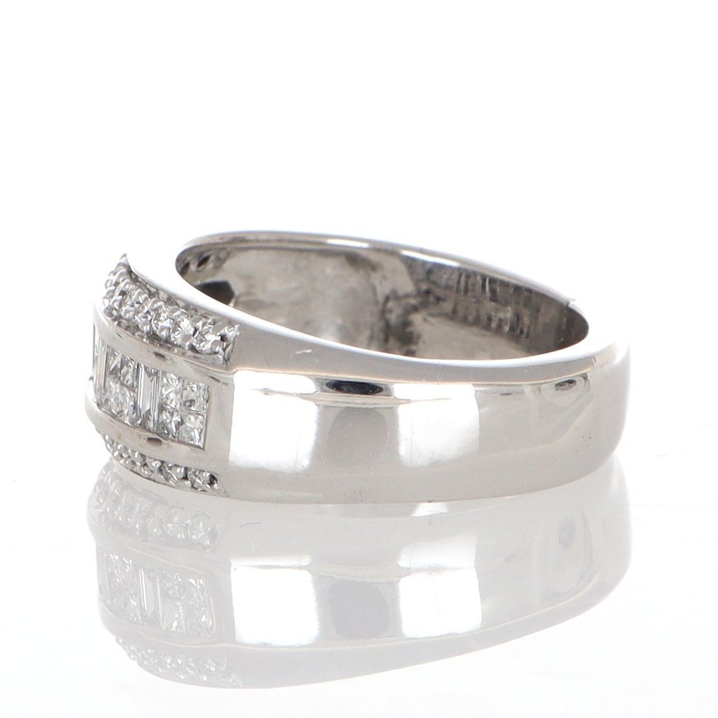 Utan reservationspris - Ring - 18 kt Vittguld Diamant (Natural)  - Diamant #2.1