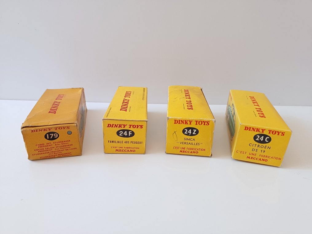 Dinky Toys 1:43 - Coche a escala  (4) - 4x Boxed Models #1.0