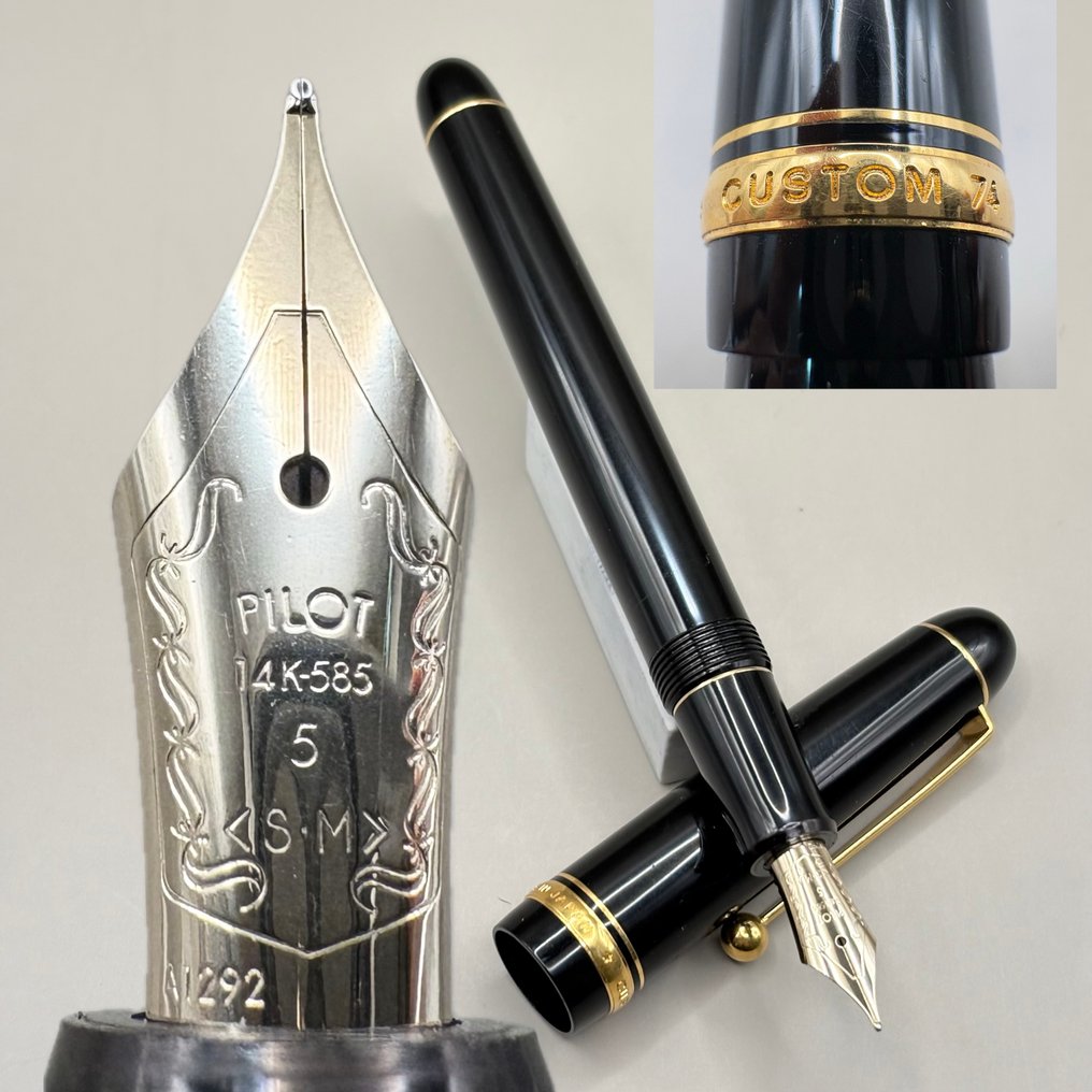 Pilot - Custom 74 (black) - 14K gold nib (Soft M) - Fountain pen #1.0