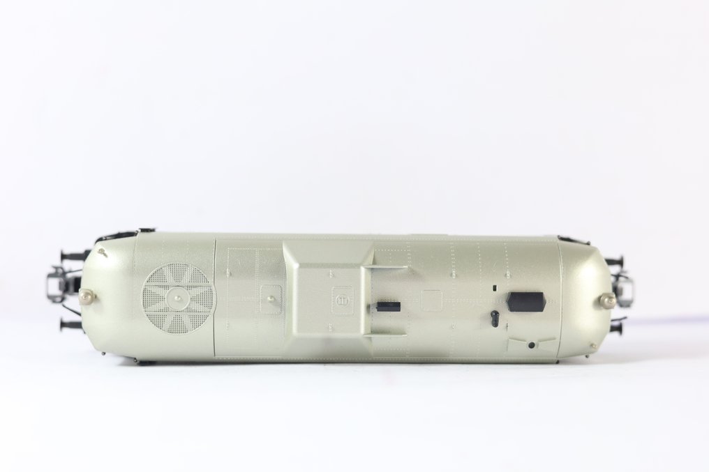 Märklin H0轨 - uit set 34203 - 柴油内燃机车 (1) - V140 在“Techno-Look”版本 - DB #4.3