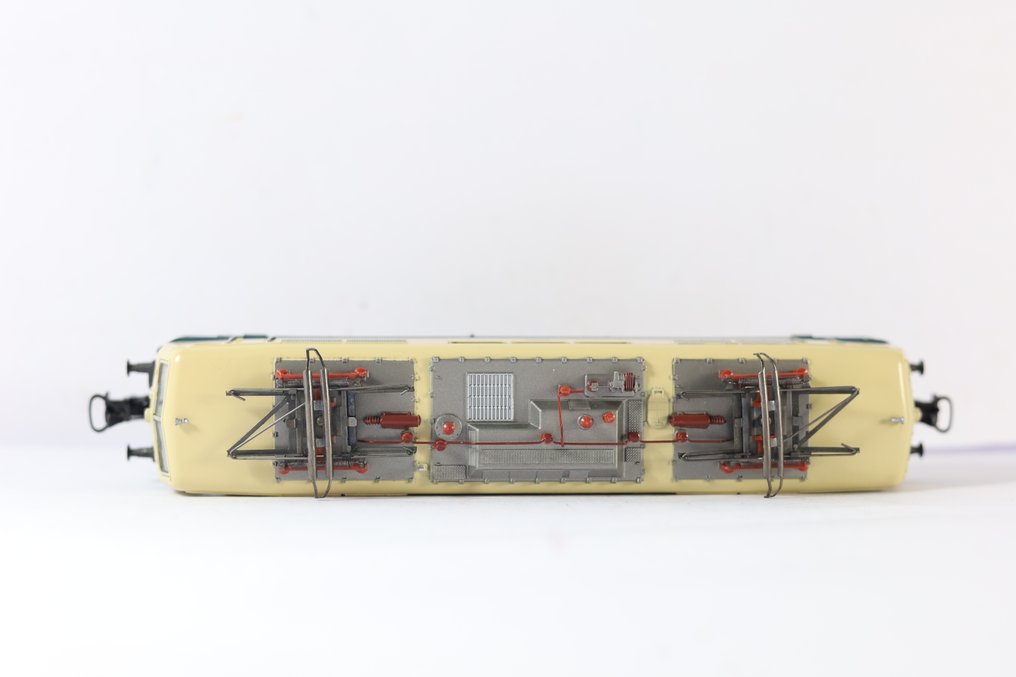 Märklin H0 - 3642 - Elektrolokomotive (1) - BR 111 - DB #4.3
