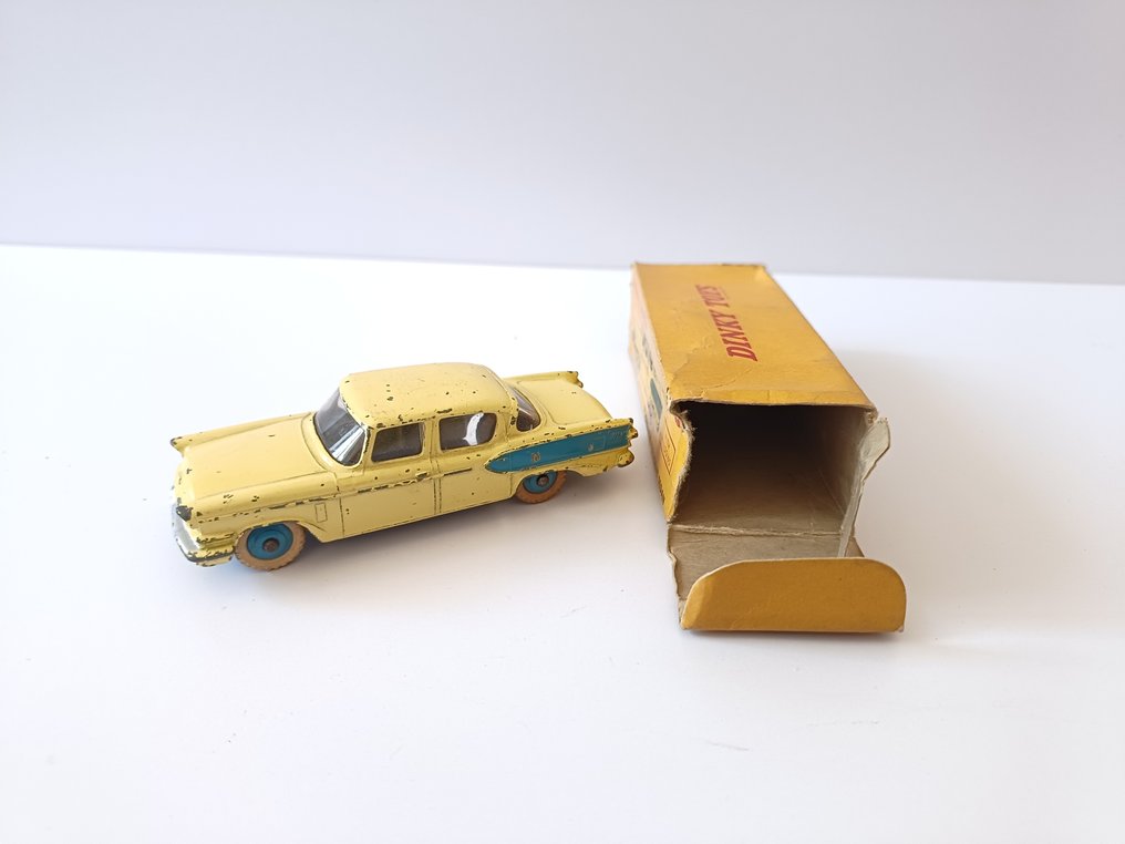 Dinky Toys 1:43 - Coche a escala  (4) - 4x Boxed Models #3.2