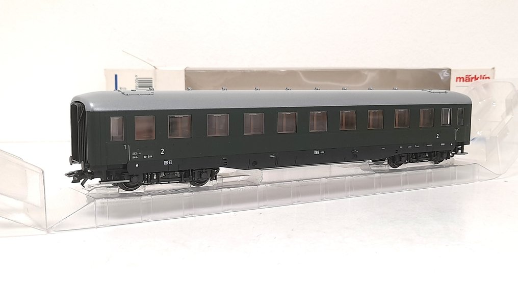 Märklin H0 - 43217/43227 - Modeltog passagervogn (2) - Hurtigtogsvogn / Skørtevogn - ÖBB #2.1