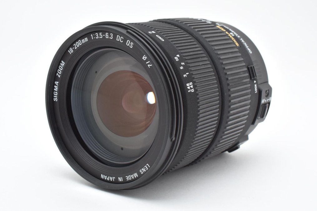 Sigma 3.5-6.3/18-200mm DC OS for Canon Φακός μεταβλητής εστίασης #1.0